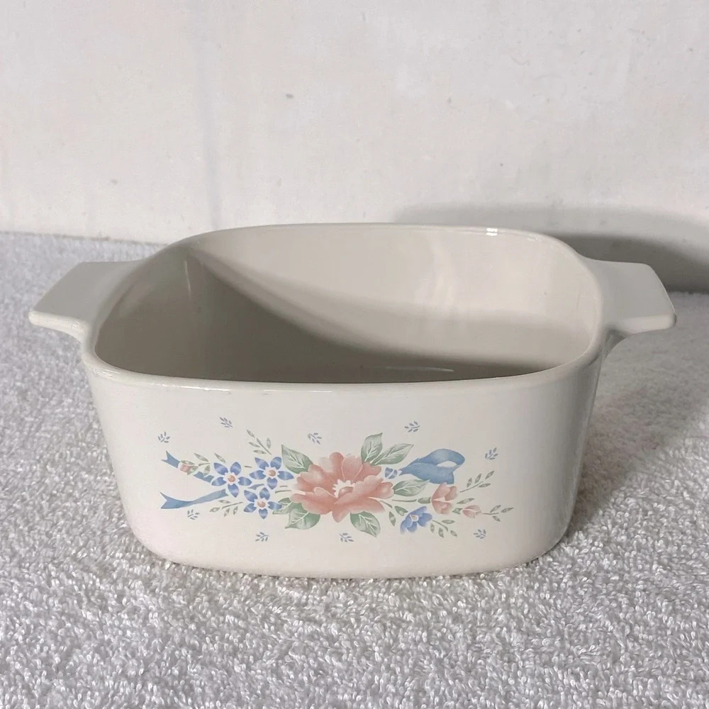 Vintage Corningware Symphony Casserole Dish A-1.5-B 1.5L